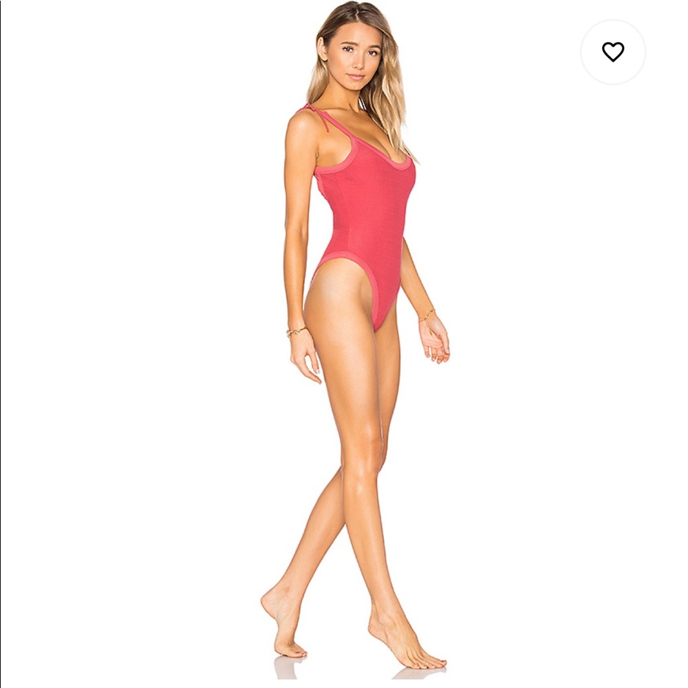 Nobel One Piece in Berry - Picture 2 of 5